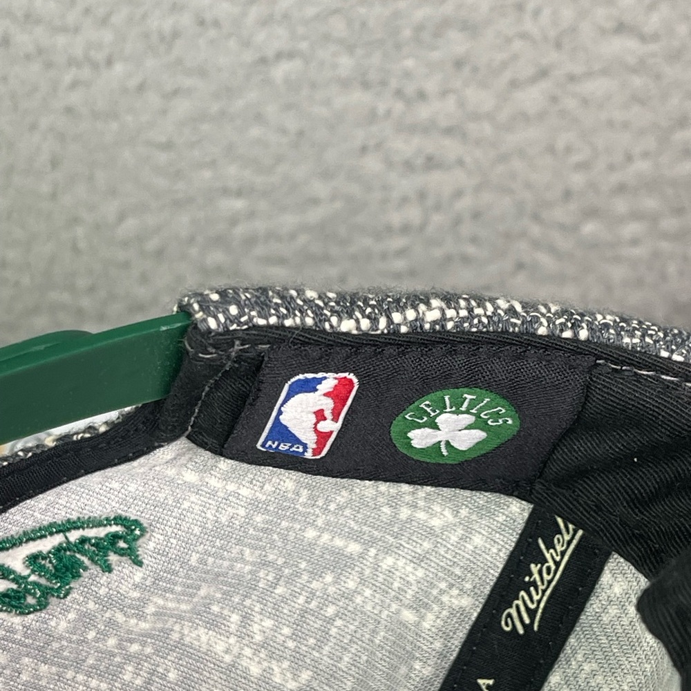 Boston Celtics Mitchell‎ & ness SnapBack hat - Picture 8 of 8